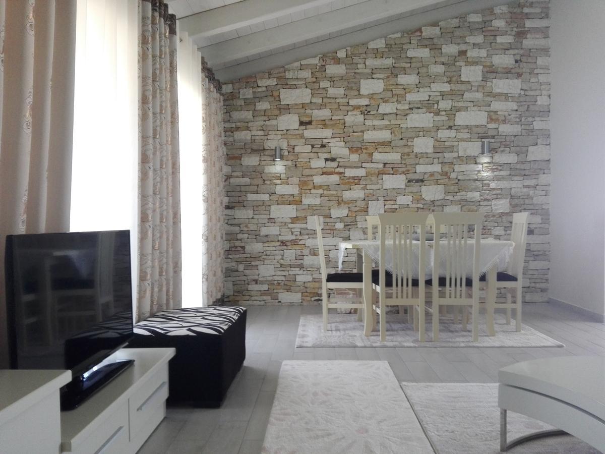 Vip Apartment By "Murati" Ksamil Eksteriør bilde